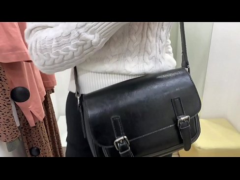 ❤️ Kudziseweretsa maliseche pagulu la Hule wamng'ono FeralBerry ndi dildo mu chipinda choyenera Kanema wachabechabe pa ny.porno-filmy.ru ❤